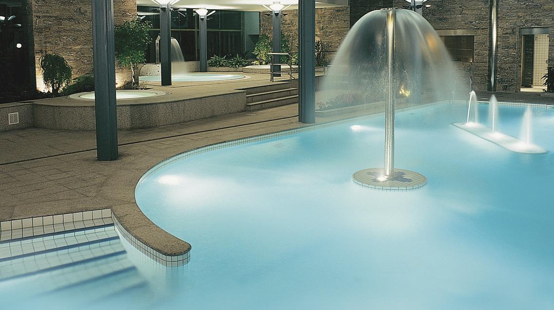 Detall piscina Hotel Novotel Prestigi Hotels Andorra